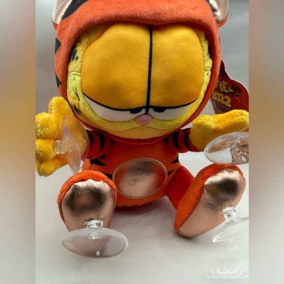 Kidrobot Garfield Year of the Tiger 8" Plush Window Clinger, NWT - Picture 13 of 13